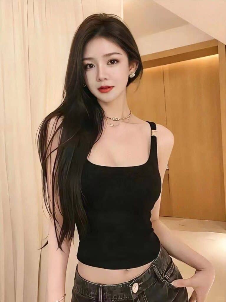Elegant Asian escort girl offering sensual B2B massage in Mont Kiara